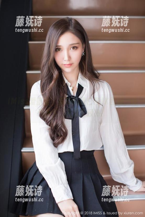 IMiss爱蜜社-萌白酱 IMiss爱蜜社 - 苦等的萌白酱JK图册,终于来了,先来个预热!