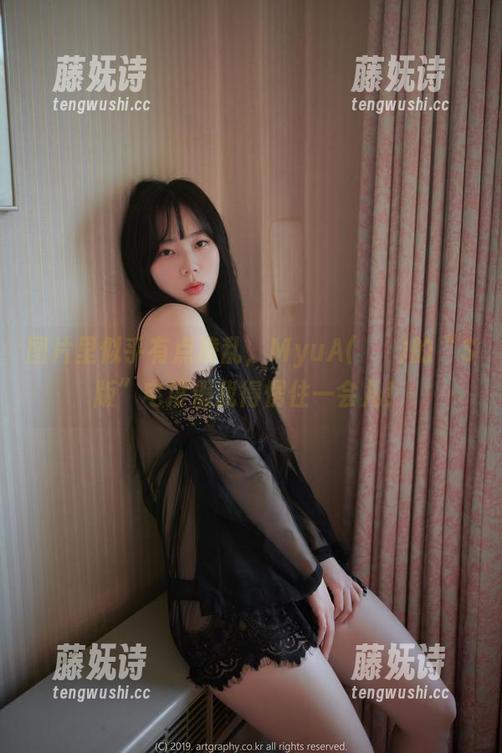 图片里似乎有点凌乱，MyuA(뮤아)的“S版”宅度假我得愣住一会儿！