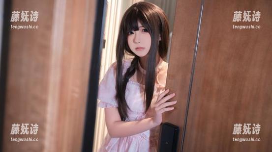 Quan冉有点饿 听说Quan冉有点饿的NIKKE胜利女神爱丽丝有个免费图集,不知道里面有没有我想要的……咳咳。
