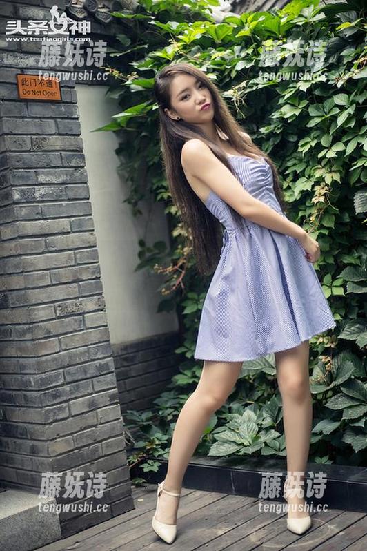 TouTiao头条女神-美纳子 TouTiao头条女神 - 会不会选择困难?美纳子的JK写真套图中哪一张是最佳人选