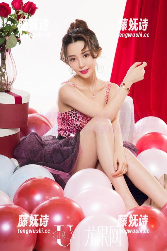 UGirls尤果网 - 王幼贞私拍：用美图再现“脚”下的风光，这也是种运动吧？