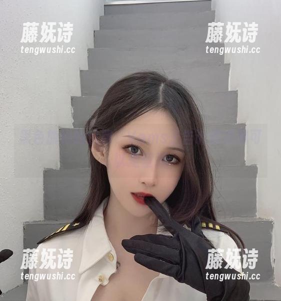 Vams子 黑色旗袍的优雅,Vams子告诉你美图可以是壁纸