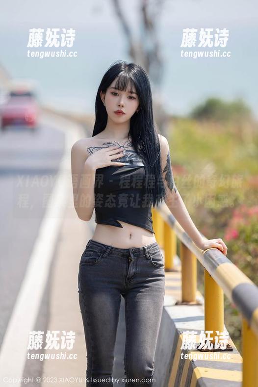 XIAOYU语画界 - 程程程与白丝的奇幻旅程，图集里的姿态竟让我产生了小困惑。
