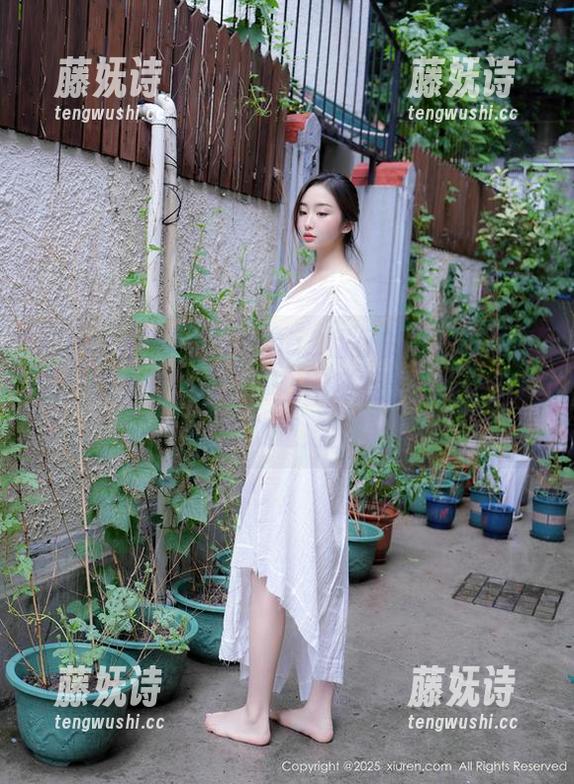 Xiuren秀人网-tina_甜仔 Xiuren秀人网 - tina_甜仔的可爱原图全集:满满的日常,真心怀疑摄影师有没偷偷调戏过她!