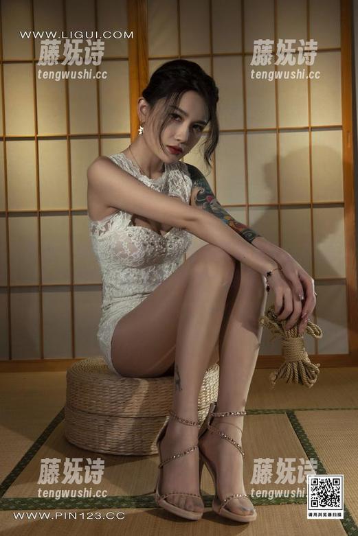 丽柜 - 桃子合集：点滴剧情在每页上想要浮现，结果总是留一些悬念。