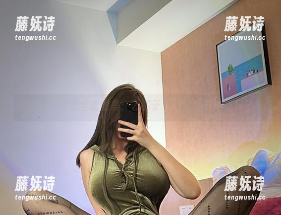 微密圈 - 皮衣全套图集：乙醇子今天又要开始发车了？