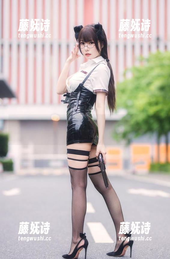 坏露露香宝：这连衣裙直接把我cos成了花园精灵！