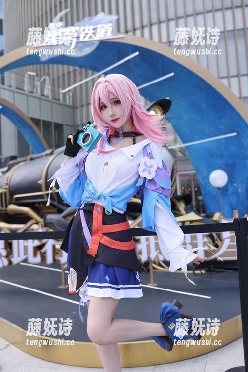妖君白研 妖君白研带你“无圣光”地看斯卡蒂,图包特供,准备好了吗?