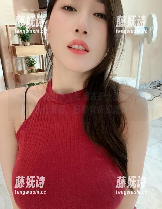 小玉吃果冻 微密圈 - 免费小玉吃果冻护士图集,视觉不良需警惕,日常欢乐别遮掩!