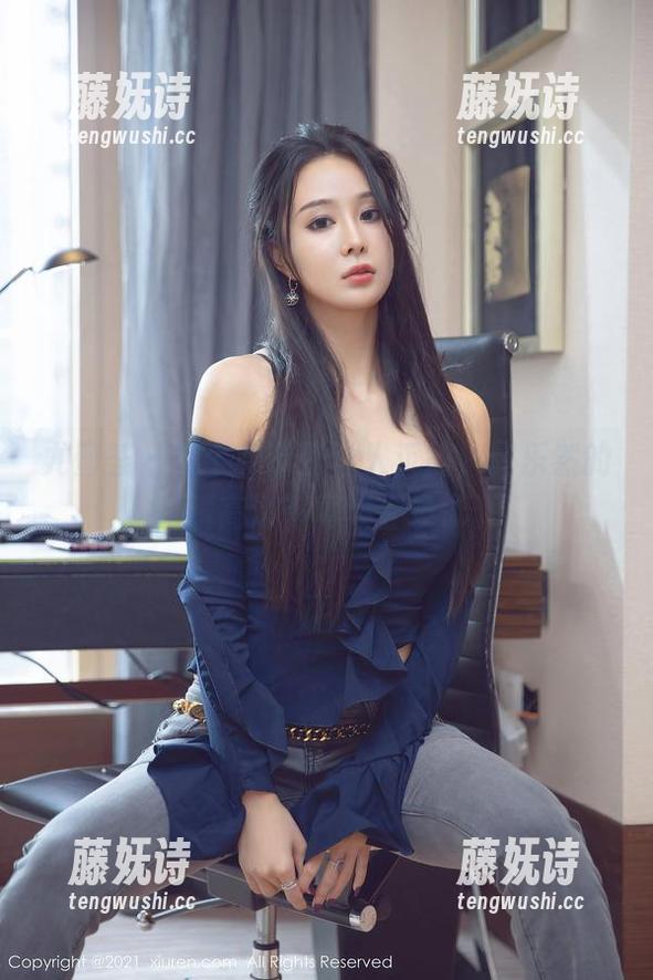 尤蜜荟-黄乐然 尤蜜荟 - 每个细节都让人沉醉,黄乐然的眼镜高清写真集登录了。