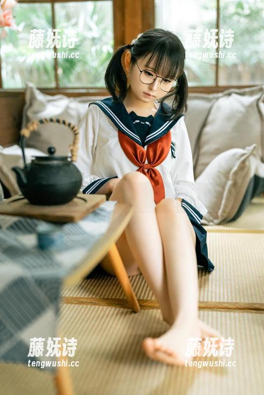 幼水铃衣 婚纱私拍,幼水铃衣在镜头前的自由。
