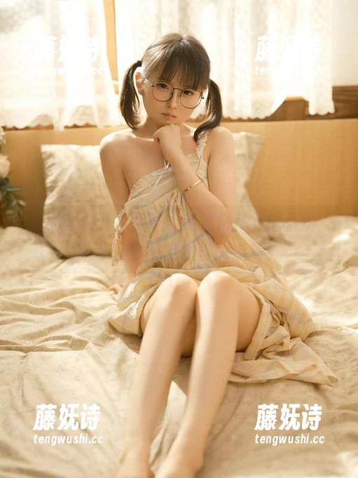 幼水铃衣倾情呈现，高清Miku作品集，保证让你不上线都想点赞！