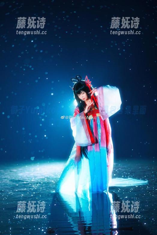 御子Yumiko 御子Yumiko真会玩,白丝图包合集里面藏了多少小心思?