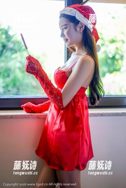 推女神-施忆佳Kitty酱 推女神 - 施忆佳Kitty酱的无圣光作品,办公室照也可以很撩。
