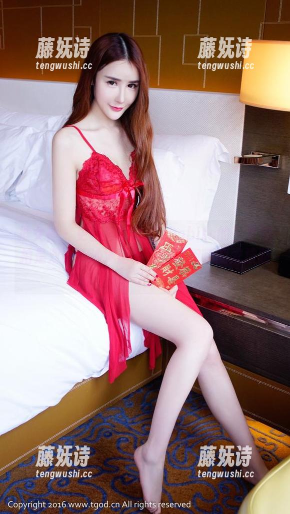 推女神-黄歆苑chobits 推女神 - 更新!黄歆苑chobits的三亚旅拍是双语:沙滩语与身体打招呼的炫技版!