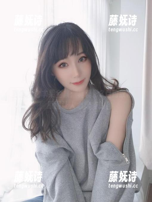 直击木之本果全集：真爱粉3月豹纹常服，原图让人心痒痒的！