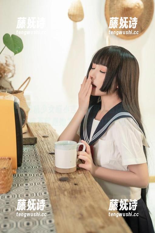 爆机少女喵小吉 瞧这爆机少女喵小吉大师级的私房美图,魅魔不就是她发光发热的样子吗?