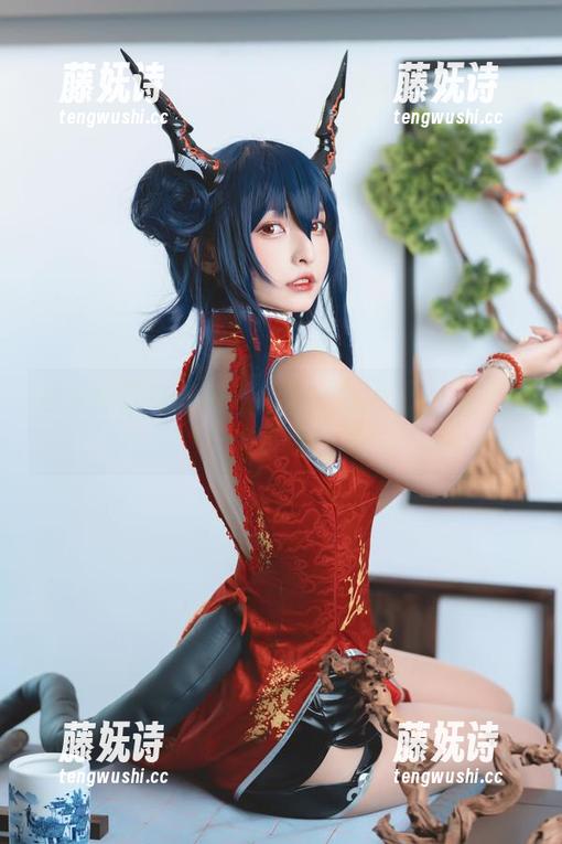 神乐坂真冬 神乐坂真冬的战斗修女,当然是一组高清套图喽!