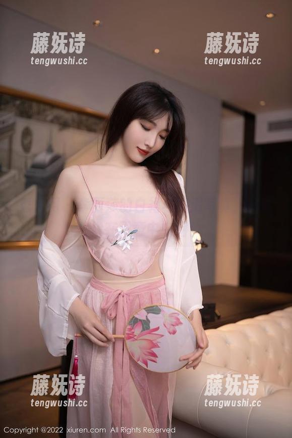 秀人网 - 李丽莎的白裙与高清写真，简直像在无意中中招！
