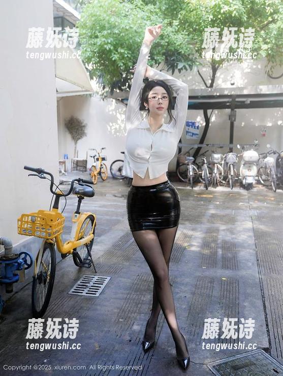 秀人网-林乐一 秀人网 - 林乐一的丝袜作品,不在网盘里,实在说不过去。