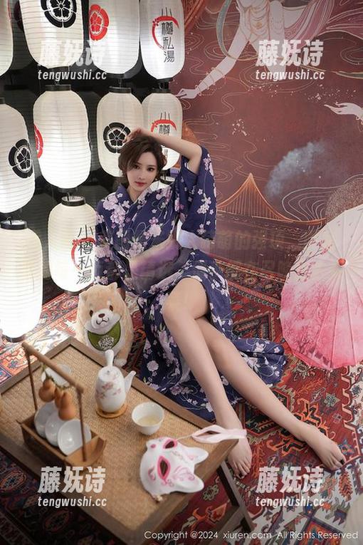 秀人网 - 美图是米妮大萌萌的强项，厨房里的每一帧都是精选，似乎都在召唤我去买菜！