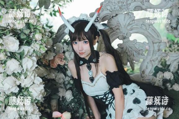 花柒Hana 花柒Hana再次出击—妹妹版写真全集,最多只能说她有种独特的魔力呢。