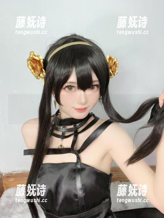看！趴趴捣蛋陌的网袜图集：下载后别说我没提醒你！