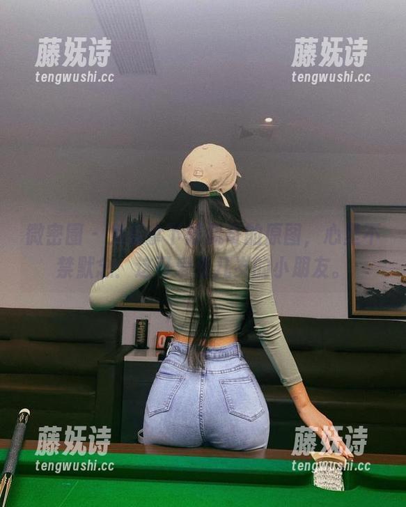 陈佩奇 微密圈 - 免费拿下陈佩奇的原图,心里不禁默念:这可爱是几岁的小朋友。