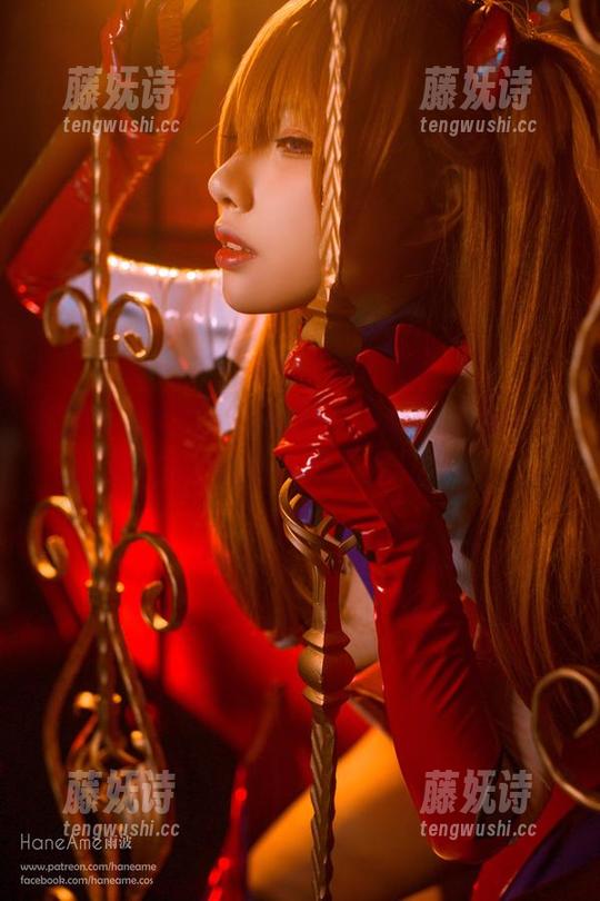 私房合集大揭秘，雨波HaneAme的Hololive泳装有多“水”？