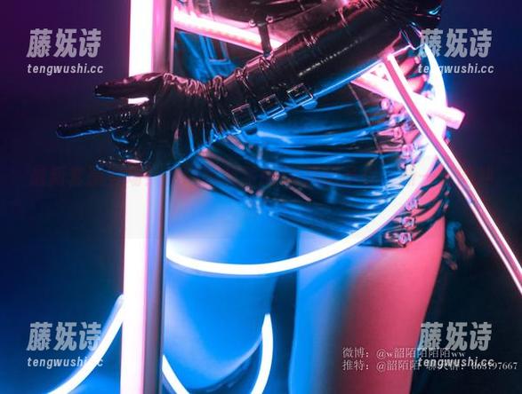 韶陌陌 最新套图登场!韶陌陌竟然用JK风给予你‘新一轮的冲击’