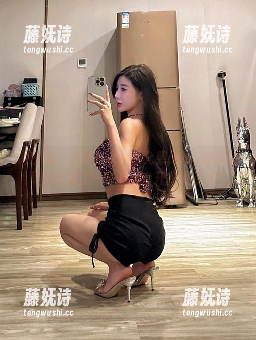 黎允熙baby 微密圈 - 长腿修女,黎允熙baby的定制写真引发了一场脑洞大开的大派对!