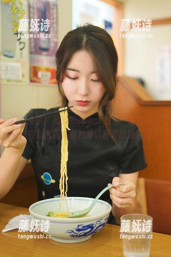 福利来了！黑川的saber图包，我的脑海里也在默默回味那种难以言表的饶舌感。